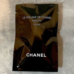 SOLD! 🖤CHANEL Mascara Sample!